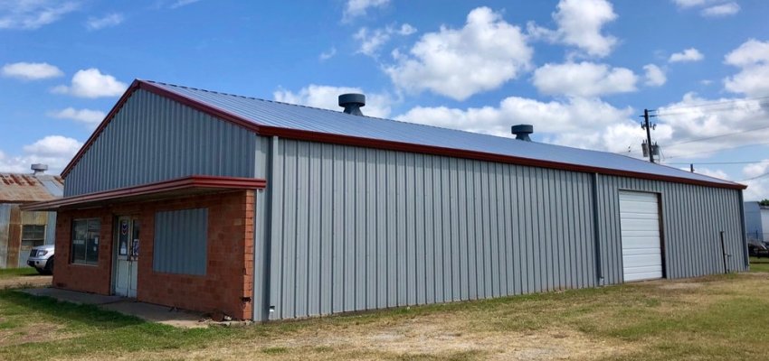 Could It Be Safe Just to Walk on the Metal Roof of the Metal Building