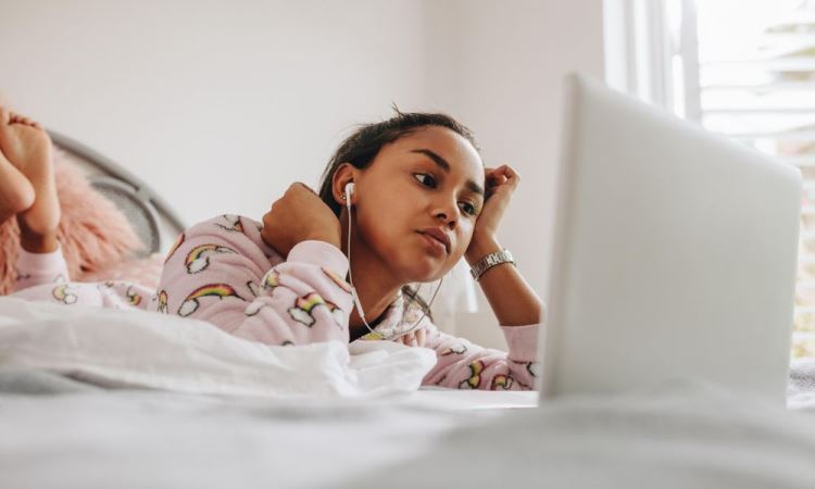 5 Top Things To Do Online When You're Bored