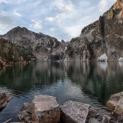 Guide to Hiking to Idaho's Stunning Goat Lake