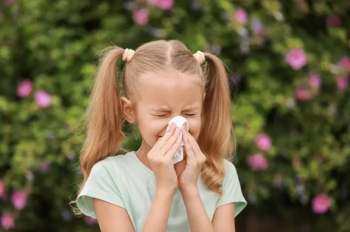 How to Treat Allergies in Children Naturally
